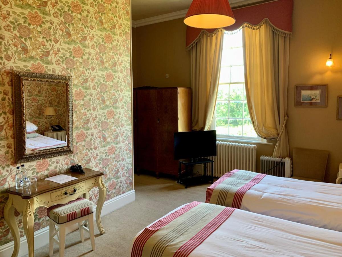 ברומסגרוב Grafton Manor Hotel מראה חיצוני תמונה