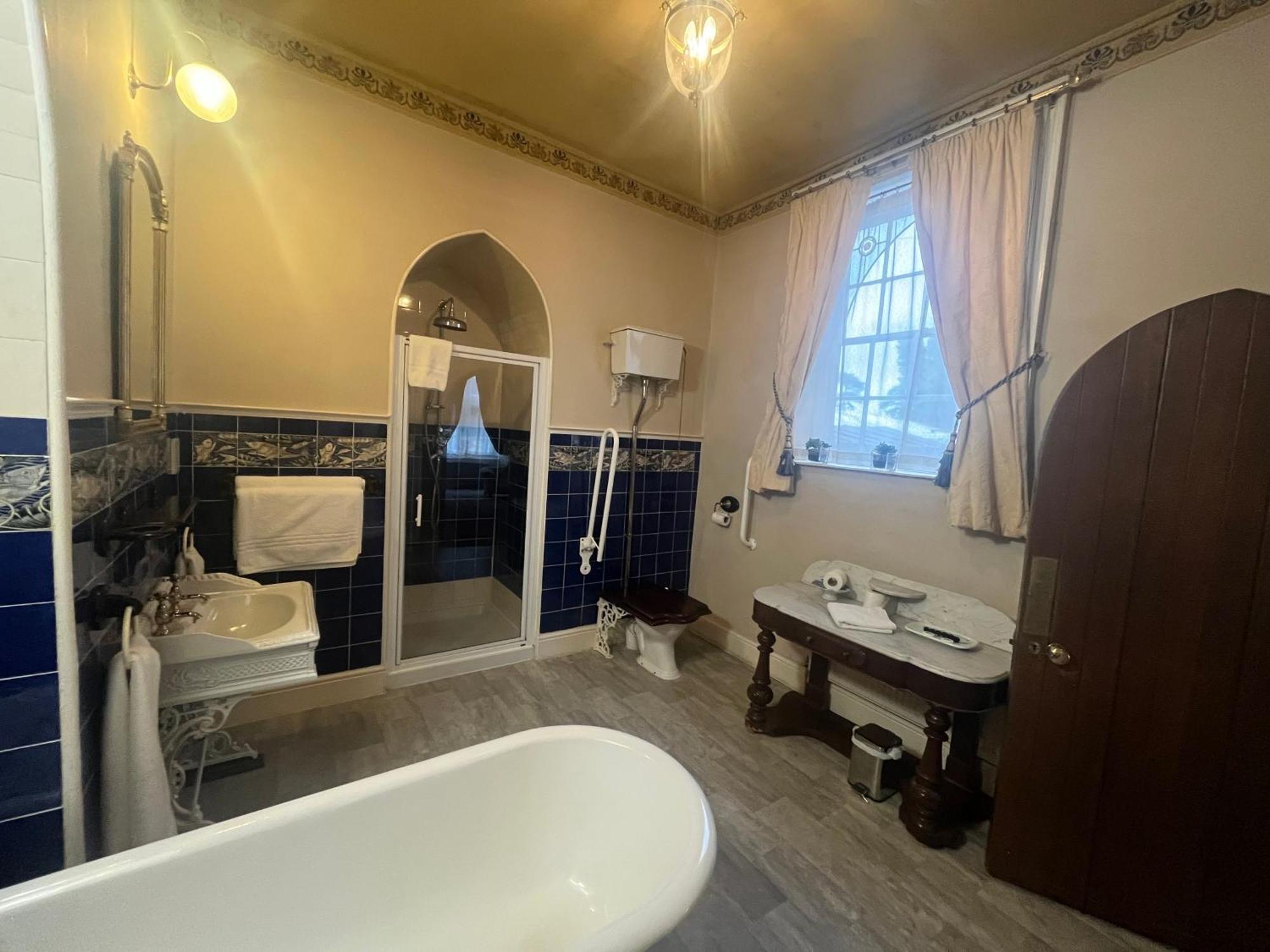 ברומסגרוב Grafton Manor Hotel מראה חיצוני תמונה