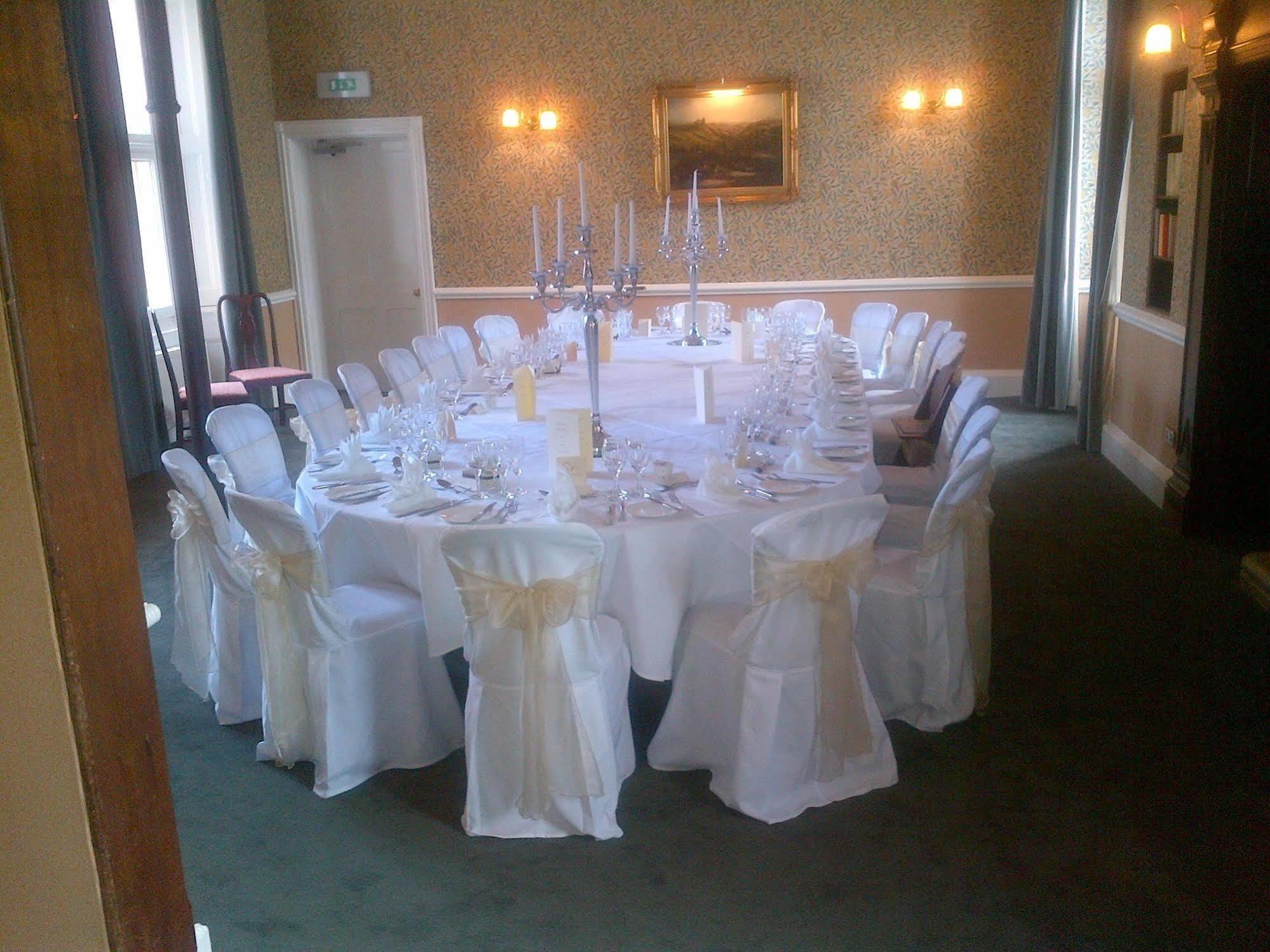 ברומסגרוב Grafton Manor Hotel מראה חיצוני תמונה